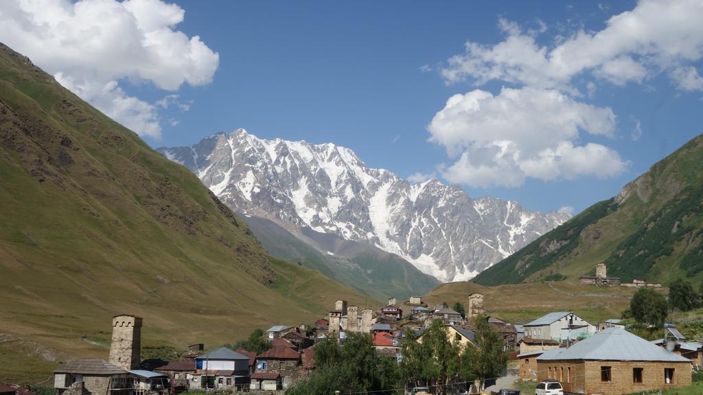 Caucasus Guesthouse Ushguli Bagian luar foto